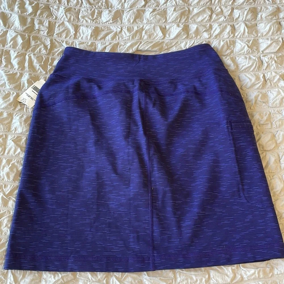 NWT Duluth Trading Company purple skort size xs - Picture 5 of 6